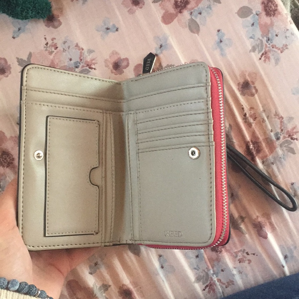 Wallet - Picture 3 of 4